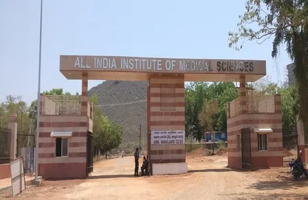 एम्स-जम्मू में 40 सीनियर रेजिडेंट/डेमोंस्ट्रेटर पदों पर भर्ती का सुनहरा अवसर, 27 अगस्त तक करें आवेदन