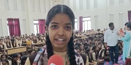 उज्जैन में छात्राओं के विरोध का असर, सराफा गर्ल्स स्कूल की शिफ्टिंग पर लगी रोक