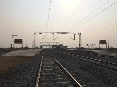 केंद्रीय कैबिनेट का बड़ा फैसला: 9,450 करोड़ रुपए की 4 रेलवे परियोजनाओं को दी मंजूरी केंद्रीय कैबिनेट का बड़ा फैसला: 9,450 करोड़ रुपए की 4 रेलवे परियोजनाओं को दी मंजूरी