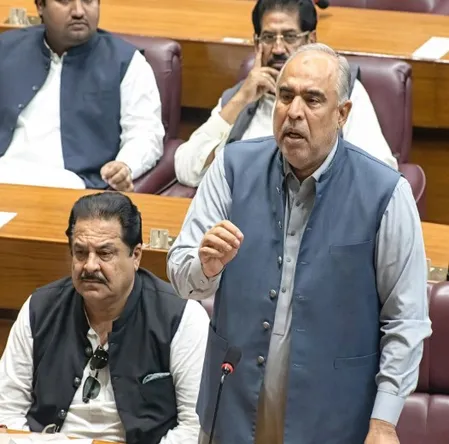 भारत-अमेरिका के मुकाबले हमारे लोगों से यूएई में सुलूक अच्छा नहीं हुआ: पाकिस्तानी सांसद का छलका दर्द भारत-अमेरिका के मुकाबले हमारे लोगों से यूएई में सुलूक अच्छा नहीं हुआ: पाकिस्तानी सांसद का छलका दर्द