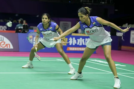 त्रिशा-गायत्री की जोड़ी ने घरेलू दर्शकों को दिया जीत का श्रेय, बोलीं- फैंस ने हमें बहुत हिम्मत दी त्रिशा-गायत्री की जोड़ी ने घरेलू दर्शकों को दिया जीत का श्रेय, बोलीं- फैंस ने हमें बहुत हिम्मत दी