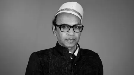ट्रेन के नीचे लटककर बचाई थी जान, फिर बने पद्मभूषण से सम्मानित संगीत के दिग्गज बसवराज राजगुरु ट्रेन के नीचे लटककर बचाई थी जान, फिर बने पद्मभूषण से सम्मानित संगीत के दिग्गज बसवराज राजगुरु