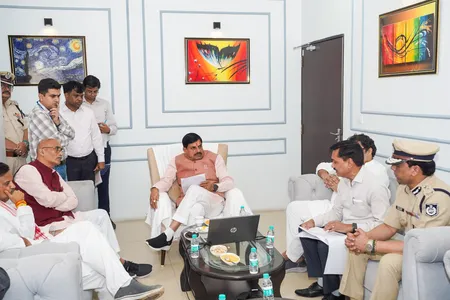 मध्य प्रदेश में अगले 5 दिन भारी बारिश का अलर्ट, बाढ़ प्रभावित क्षेत्रों का दौरा करने पहुंचे सीएम मोहन यादव मध्य प्रदेश में अगले 5 दिन भारी बारिश का अलर्ट, बाढ़ प्रभावित क्षेत्रों का दौरा करने पहुंचे सीएम मोहन यादव