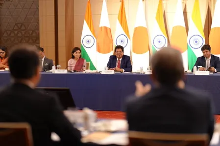 हाई-टेक कंपनियों के लिए बीआईएस प्रमाणन नियमों में ढील देगा भारत, सेमीकंडक्टर और एआई निवेश को मिलेगा बढ़ावा: पीयूष गोयल
