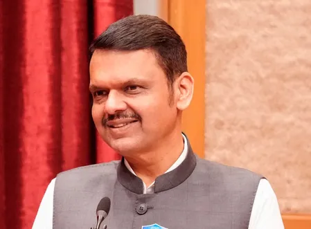 महाराष्ट्र: सीएम फडणवीस का एफडीए को सख्त निर्देश, गणेशोत्सव के दौरान प्रसाद में न हो मिलावट