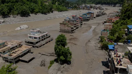 नेपाल बाढ़: ट्रंप ने कहा- हर मदद को तैयार अमेरिका, भेजी पांच लाख डॉलर की आपातकालीन मदद नेपाल बाढ़: ट्रंप ने कहा- हर मदद को तैयार अमेरिका, भेजी पांच लाख डॉलर की आपातकालीन मदद