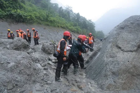 हाइड्रोपावर प्रोजेक्ट में फंसे 4 भारतीय नागरिक सुरक्षित निकाले गए: विदेश मंत्रालय