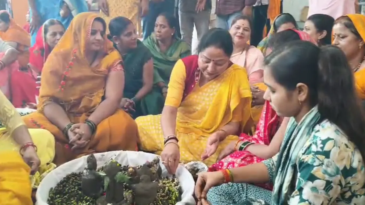 MLA at Ram-Janaki Temple