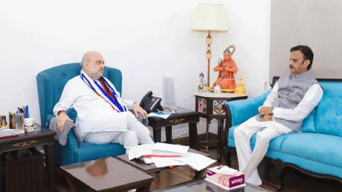amitshahandrajendrashuklaindelghihouse amitshahandrajendrashuklaindelghihouse