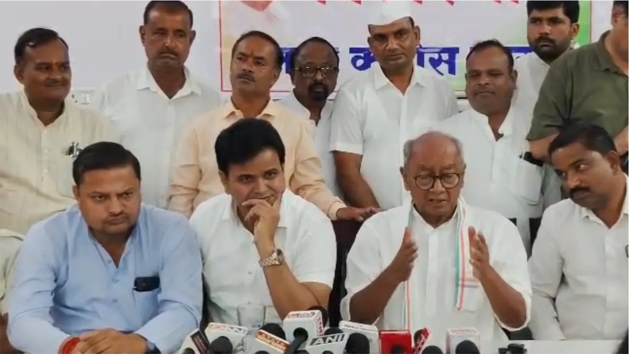 बंडा जहरीली शराब कांड: दिग्विजय सिंह ने चार पीड़ित परिवारों को गोद लेने की घोषणा