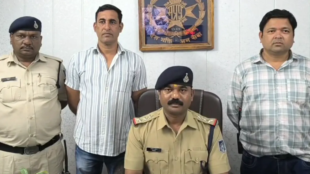 स्कूल ग्राउंड के पास बैठे दो युवकों से एमडी ड्रग्स बरामद, दो गिरफ्तार