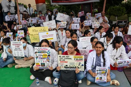 स्टाइपेंड बढ़ाने की मांग को लेकर इंटर्न डॉक्टरों का प्रतिनिधिमंडल जम्मू-कश्मीर के मुख्यमंत्री से मिलेगा