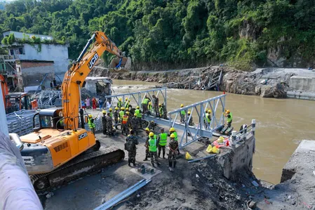 नेपाल के राष्ट्रपति ने विनाशकारी बाढ़ के बाद वैश्विक स्तर पर कार्रवाई का किया आग्रह