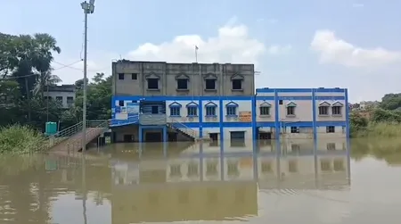 पश्चिम बंगाल : दक्षिण बंगाल में भारी बारिश से राहत, उत्तर बंगाल में सोमवार तक वर्षा का पूर्वानुमान पश्चिम बंगाल : दक्षिण बंगाल में भारी बारिश से राहत, उत्तर बंगाल में सोमवार तक वर्षा का पूर्वानुमान