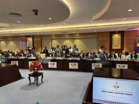 ब्रिक्स चीफ जस्टिस फोरम: ईरानी मुख्य न्यायाधीश ने 'निष्पक्ष अंतरराष्ट्रीय व्यवस्था की जरूरत' पर दिया बल ब्रिक्स चीफ जस्टिस फोरम: ईरानी मुख्य न्यायाधीश ने 'निष्पक्ष अंतरराष्ट्रीय व्यवस्था की जरूरत' पर दिया बल