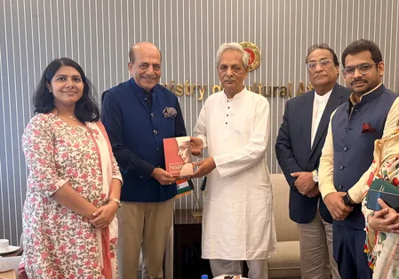 बांग्लादेश में भारतीय उच्चायुक्त की सांस्कृतिक मंत्री से मुलाकात, लोक कला और सांस्कृतिक रिश्तों पर हुई चर्चा