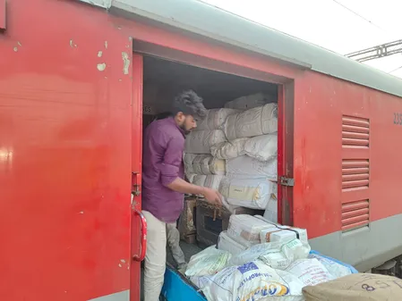 गुजरात: अहमदाबाद रेल मंडल ने 85 रेक लोड कर बनाया एक दिन में माल ढुलाई का नया रिकॉर्ड