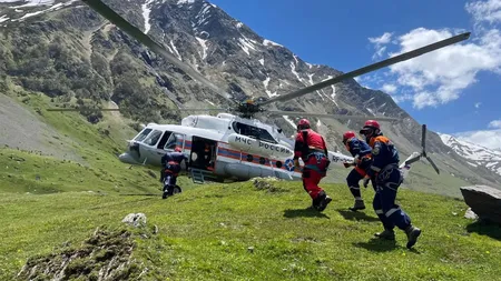रूस के उत्तरी काकेशस में हिमस्खलन: 11 की मौत, 6 लापता रूस के उत्तरी काकेशस में हिमस्खलन: 11 की मौत, 6 लापता