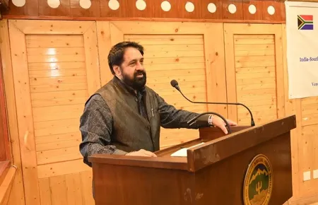 दक्षिण अफ्रीका के उच्चायुक्त ने स्वदेश वापसी की खबरों को नकारा, बोले- ऐसी कोई बात नहीं