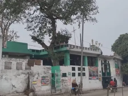 पाकिस्तान में 100 साल पुराना हिंदू मंदिर ढहा, अल्पसंख्यक समुदायों में बढ़ी चिंता