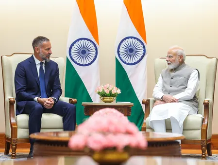प्रधानमंत्री नरेंद्र मोदी से मिले प्रिंस रहीम आगा खान पंचम, साझेदारी मजबूत करने पर हुई चर्चा