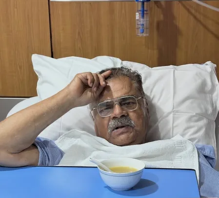 'आज पार्टी, कल जिम', स्पाइन सर्जरी के बाद शरत सक्सेना का मजाकिया अंदाज, शेयर कीं तस्वीरें