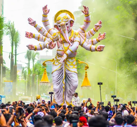 सिर्फ महाराष्ट्र में नहीं, इन छह राज्यों में भी गणेश चतुर्थी की धूम, जानिए कहां कैसे मनाते हैं त्योहार सिर्फ महाराष्ट्र में नहीं, इन छह राज्यों में भी गणेश चतुर्थी की धूम, जानिए कहां कैसे मनाते हैं त्योहार