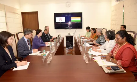 वित्त मंत्री निर्मला सीतारमण और जू जियायी ने भारत-एआईआईबी साझेदारी को और मजबूत करने पर की चर्चा वित्त मंत्री निर्मला सीतारमण और जू जियायी ने भारत-एआईआईबी साझेदारी को और मजबूत करने पर की चर्चा