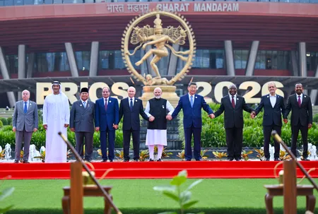 ब्रिक्स देशों की आर्थिक ताकत वैश्विक विकास को दे रही नई दिशा, 1 ट्रिलियन डॉलर निवेश और निष्पक्ष वैश्विक व्यापार पर जोर: एक्सपर्ट्स ब्रिक्स देशों की आर्थिक ताकत वैश्विक विकास को दे रही नई दिशा, 1 ट्रिलियन डॉलर निवेश और निष्पक्ष वैश्विक व्यापार पर जोर: एक्सपर्ट्स