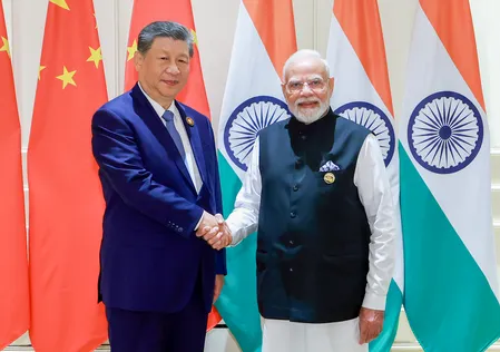 ब्रिक्स बैठक में मोदी का संदेश, आपसी हित और सम्मान से आगे बढ़ें भारत-चीन