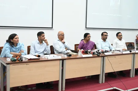 महाराष्ट्र : प्रतियोगी परीक्षाओं में स्थिरता, सुरक्षा और पारदर्शिता के लिए टास्क फोर्स का जोर