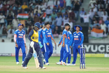 भारतीय टीम ने रिकॉर्ड 8वीं बार जीता विमेंस एशिया कप का खिताब, फाइनल में श्रीलंका को 72 रनों से रौंदा भारतीय टीम ने रिकॉर्ड 8वीं बार जीता विमेंस एशिया कप का खिताब, फाइनल में श्रीलंका को 72 रनों से रौंदा