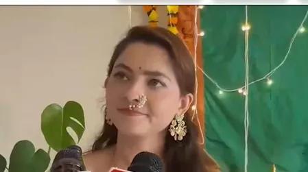 गणेश चतुर्थी पर सोनाली कुलकर्णी ने बप्पा को किसान रूप में किया स्थापित, किसानों के लिए मांगी दुआ