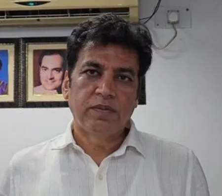डूसू चुनाव में एबीवीपी को जिताने के लिए गलत हथकंडे अपना रही भाजपा: देवेंद्र यादव