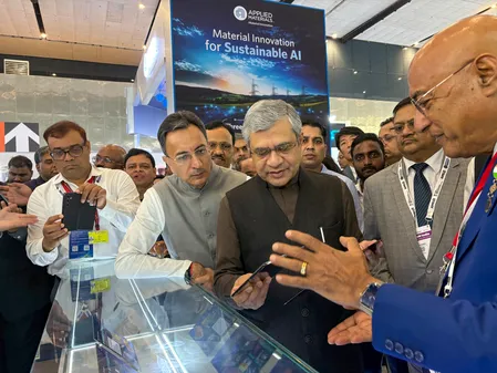भारत का सेमीकंडक्टर इकोसिस्टम निर्माण के चरण में, आने वाले वर्षों में बड़े पैमाने पर पैदा होंगे निवेश और रोजगार के अवसर: इंडस्ट्री लीडर्स भारत का सेमीकंडक्टर इकोसिस्टम निर्माण के चरण में, आने वाले वर्षों में बड़े पैमाने पर पैदा होंगे निवेश और रोजगार के अवसर: इंडस्ट्री लीडर्स