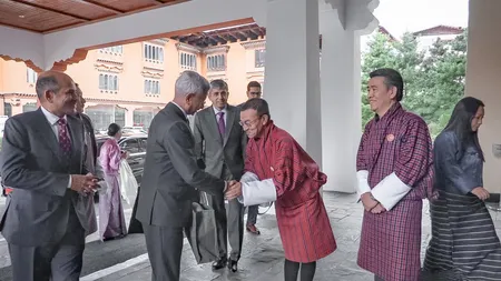 भूटान में विदेश मंत्री जयशंकर, वित्त मंत्री दोरजी ने गर्मजोशी से किया स्वागत