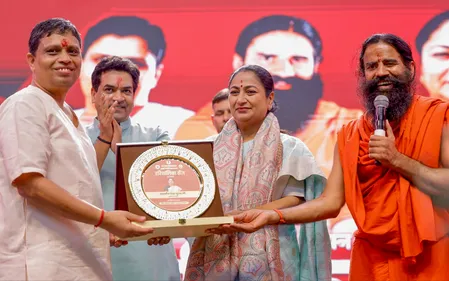 नेपाली, गोर्खाली समुदाय के साथ 'हरितालिका तीज महोत्सव' में शामिल हुईं दिल्ली सीएम रेखा गुप्ता