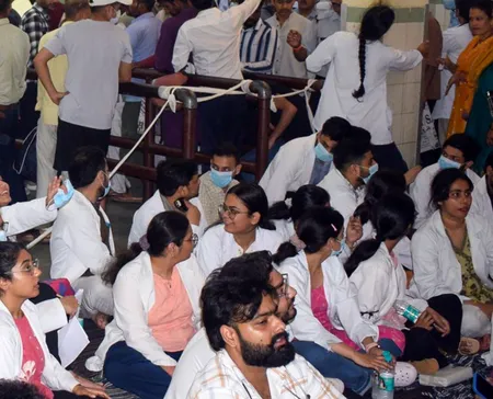 बंगाल: पूर्वी बर्दवान के अस्पताल में हमले के बाद डॉक्टर और नर्स हड़ताल पर
