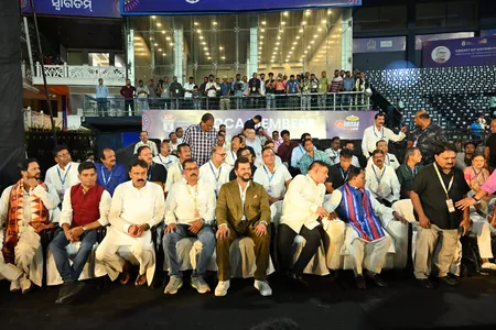 बाराबती स्टेडियम में ओडिशा टी20 लीग की शुरुआत, सुरेश रैना बोले- ये अपने हुनर को दिखाने का बेहतरीन मौका है