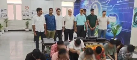 दिल्ली में अमेरिकी नागरिकों को निशाना बनाने वाले अवैध इंटरनेशनल कॉल सेंटर का भंडाफोड़, 11 गिरफ्तार