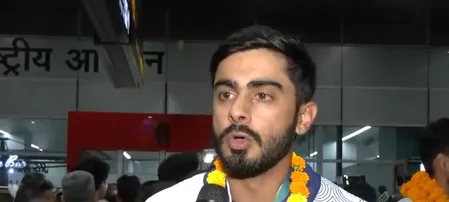एशियन गेम्स 2026 में दमदार प्रदर्शन करके स्वदेश लौटे भारतीय शूटर्स, एयरपोर्ट पर भव्य स्वागत