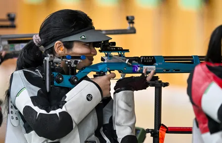 एशियन गेम्स: भारत ने महिलाओं के 50 मीटर राइफल 3पी टीम इवेंट में सिल्वर जीता, तिलोत्तमा, विदरसा व्यक्तिगत फाइनल में पहुंचीं