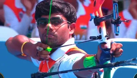 धीरज बोम्मादेवरा ने एशियन गेम्स का रिकॉर्ड तोड़कर रिकर्व इंडिविजुअल क्वालीफिकेशन में टॉप किया