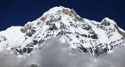 नेपाल में हिमस्खलन: हिमलुंग बेस कैंप से कई लोग लापता
