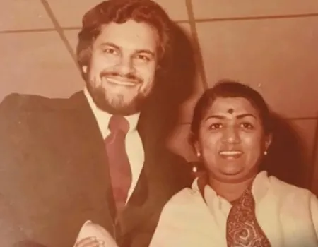 लता मंगेशकर की जयंती पर बॉलीवुड ने दी श्रद्धांजलि, जैकी श्रॉफ बोले - आप हमारे दिलों में हमेशा रहेंगी