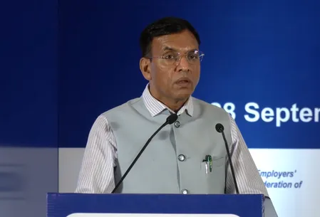 सरकार 25 करोड़ लोगों को दे रही ईएसआईसी हेल्थ सिक्योरिटी : डॉ. मनसुख मंडाविया