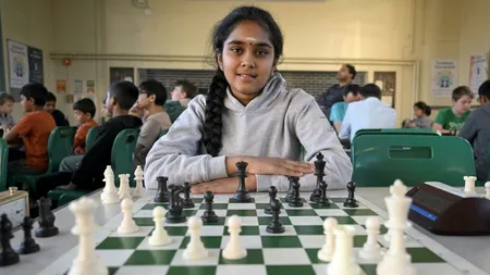 भारतीय मूल की बोधना शिवानंदन ने इतिहास रचा, 11 साल की उम्र में बनीं सबसे युवा 'महिला ग्रैंडमास्टर'