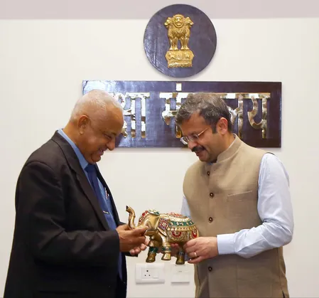 भारत और फिजी के बीच रक्षा संबंधों में नया मोड़, जेडब्ल्यूजी की बैठक में सहयोग बढ़ाने पर बनी सहमति