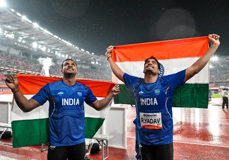 एशियन गेम्स: मेंस जैवलिन थ्रो में भारत का 'डबल धमाल', यशवीर को सिल्वर, रोहित ने जीता ब्रॉन्ज