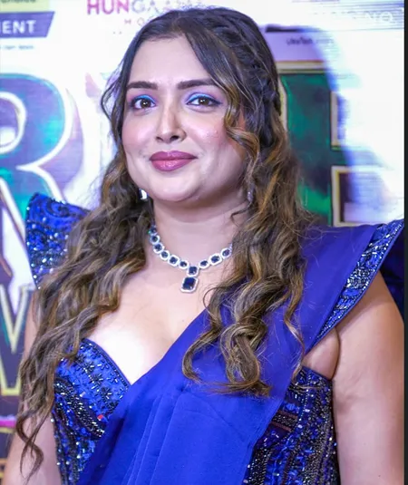 'बेचारे दिनेश परेशान हो गए हैं', निरहुआ संग डेटिंग की खबरों पर आम्रपाली दुबे ने तोड़ी चुप्पी